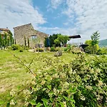 Guest house L Ostau De La Treille