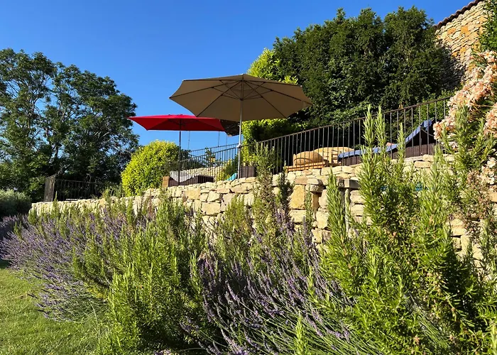 L Ostau De La Treille 3* Limans